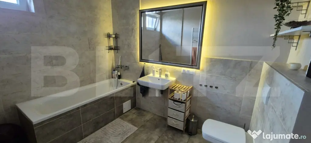 Penthouse cu terasa panoramica, 80 mp, zona Libertatii - Mau