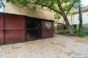 Apartament 4 camere decomandat - bvd. Revolutiei - COMISI... 