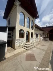 Casă spațioasă cu 1.692 mp teren, garaj, terasă și gră 