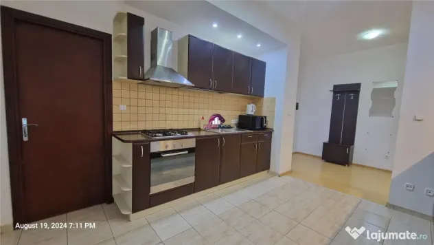 Apartament generos cu 2 camere #238;n vil#259; (5 min distan