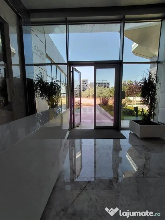 Apartamente de lux 2 camere in Mamaia Nord cu vedere la M...