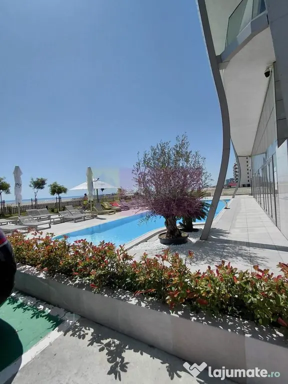 Apartamente de lux 2 camere in Mamaia Nord cu vedere la M...