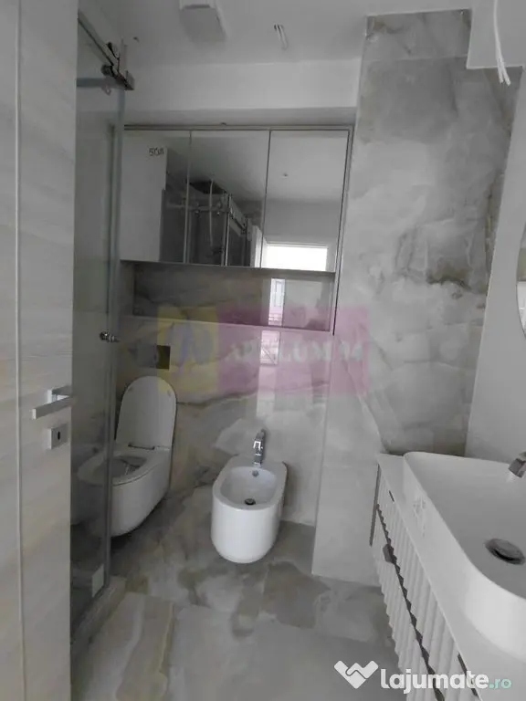 Apartamente de lux 2 camere in Mamaia Nord cu vedere la M...
