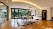 Apartament 5 camere cu gradina privata 