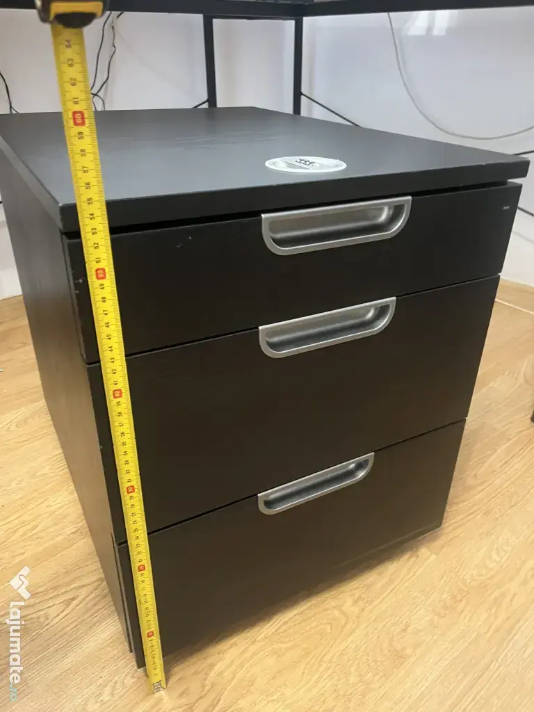 Rollbox/casetiera cu cifru si roti