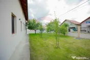 Casă / Vilă de vânzare cu 7 camere, în Haieu 