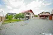 Casă / Vilă de vânzare cu 7 camere, în Haieu 