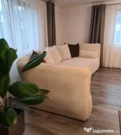 Vând canapea Mömax