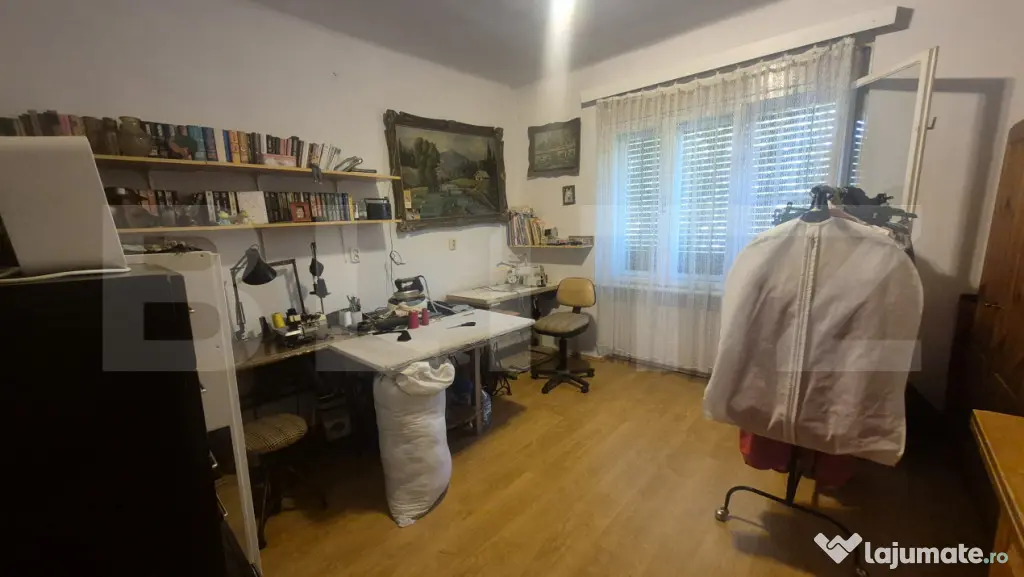 Casa cu 3 dormitoare de vanzare, 95 mp, teren 584 mp, zona C