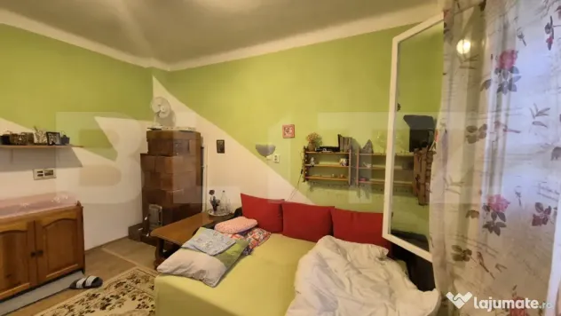 Casa cu 3 dormitoare de vanzare, 95 mp, teren 584 mp, zona C