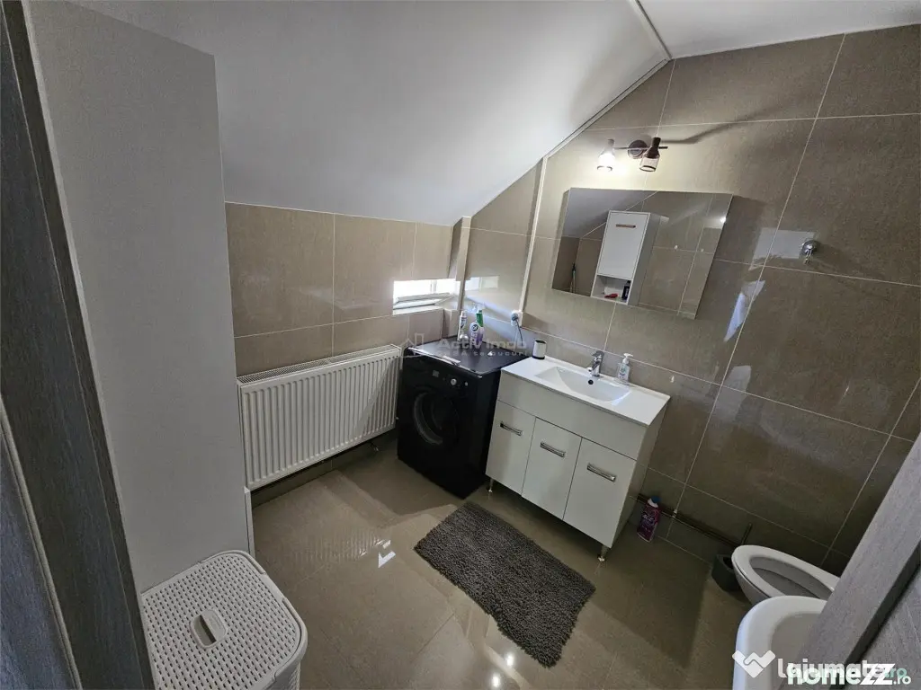 Apartament 2 camere de inchiriat in bloc ANL