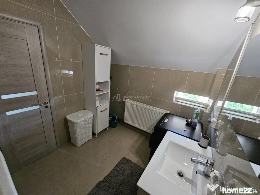 Apartament 2 camere de inchiriat in bloc ANL