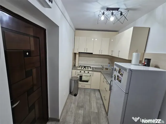 Apartament 2 camere de inchiriat in bloc ANL