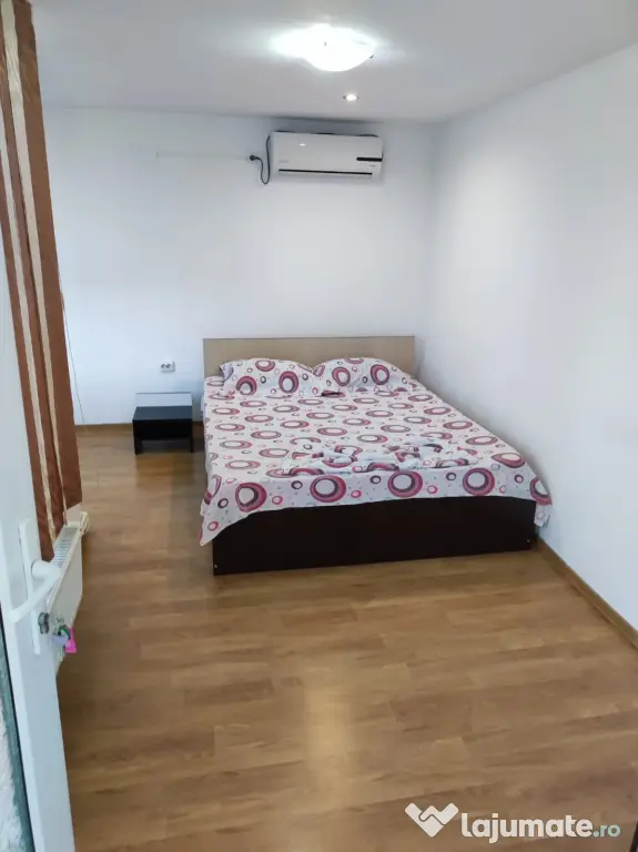 Cazare litoral-mare 2026-statiunea Mamaia--zona City Mall-Delfinariu