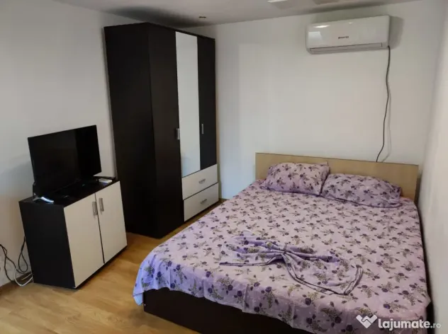 Cazare litoral-mare 2026-statiunea Mamaia--zona City Mall-Delfinariu