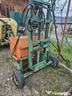 Cărucior hidraulic pentru transport struguri,fructe,legume si cereale