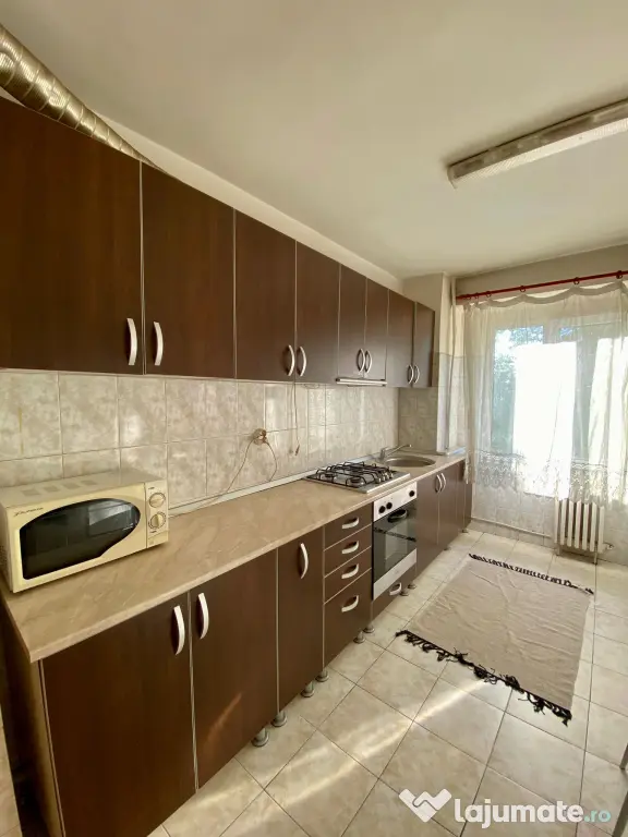 Apartament de închiriat cu 2 camere