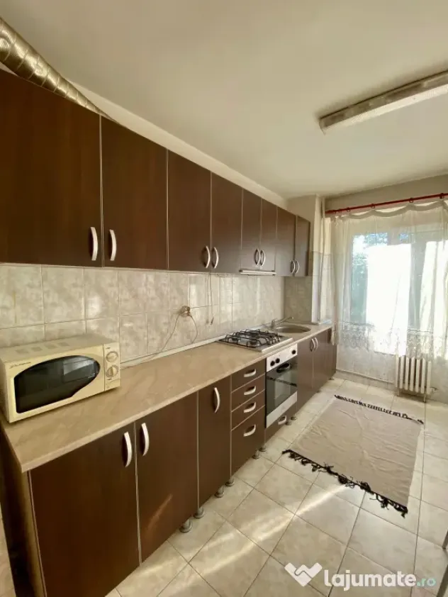 Apartament de închiriat cu 2 camere
