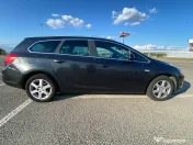Opel Astra J Sports Tourer