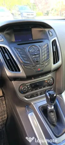 Ford Focus 2012 Benzina