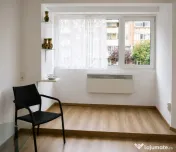 Garsoniera in bloc de apartamente, etaj 1/6, Centrul CIvic - Toamnei! 