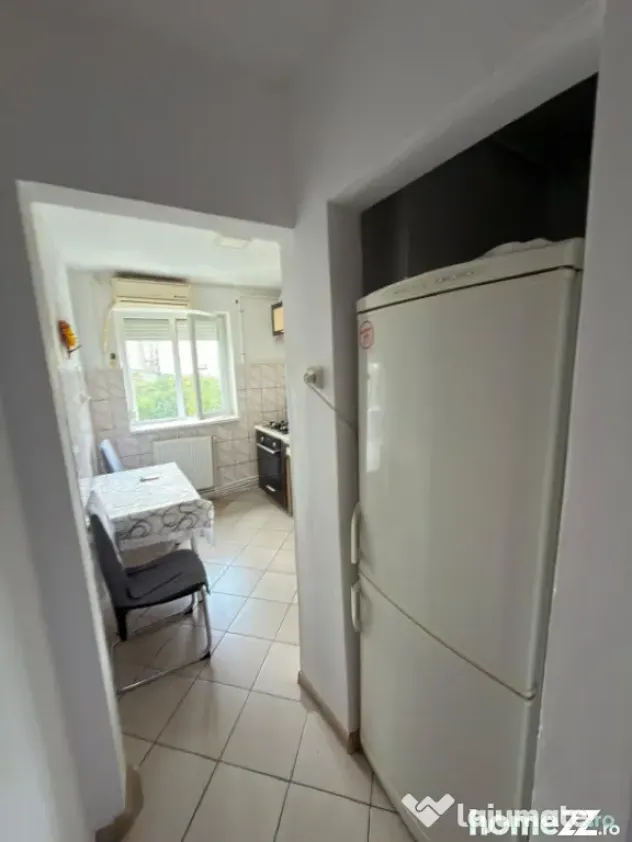 Apartament 2 camere de vânzare în zona CET – etaj interm - Constanta (Constanta)