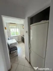 Apartament 2 camere decomandat de vânzare în zona CET – 