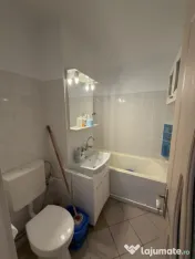 Apartament 2 camere decomandat de vânzare în zona CET – 