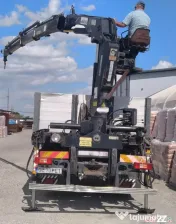 Autocamion Volvo FM 62 RB Schwarzmuller, cu macara hidraulica tip HIAB 