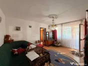 Apartament de 3 camere, semideocomandat, zona Cornitoiu 