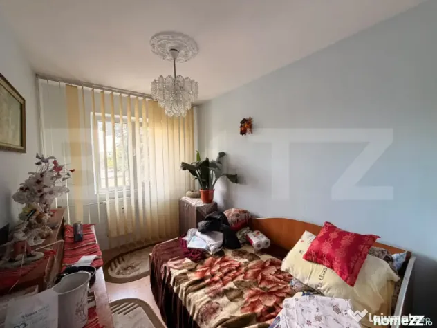 Apartament de 3 camere, semideocomandat, zona Cornitoiu - Craiova (Dolj)