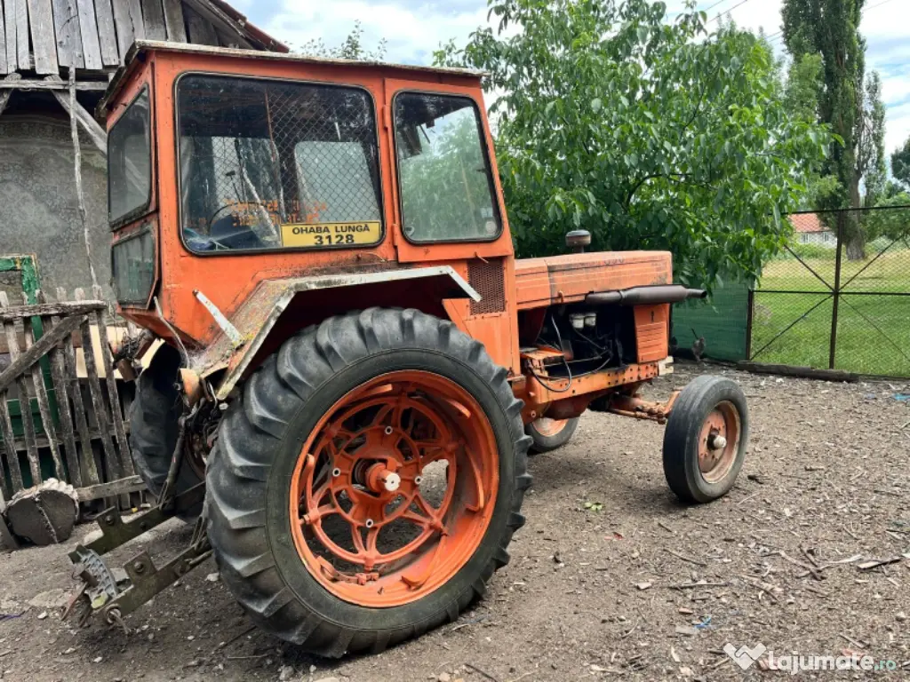 Tractor U650