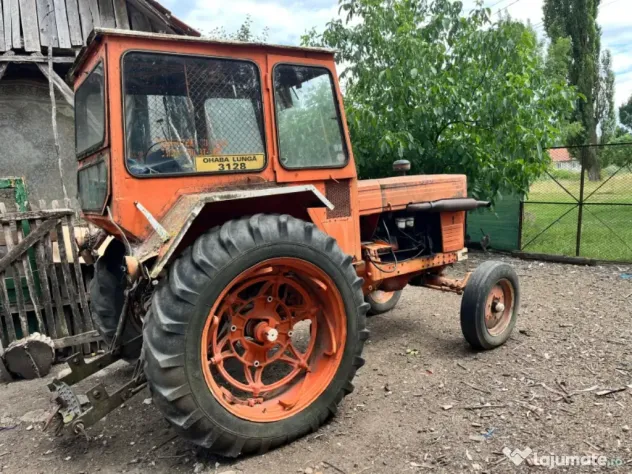 Tractor U650