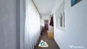 Casă cu 2 camere în stil tradițional, în Iratoșu