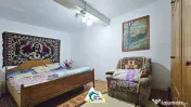 Casă cu 2 camere în stil tradițional, în Iratoșu