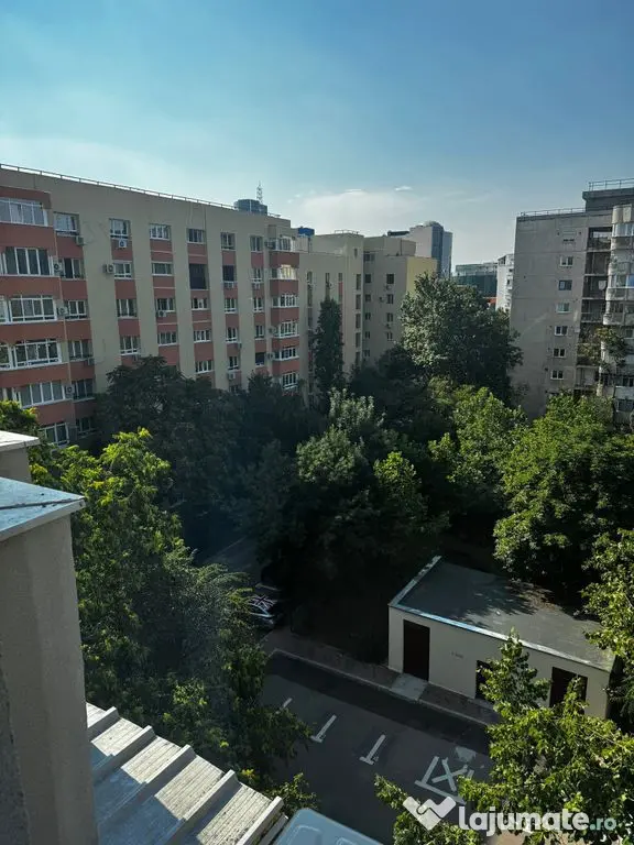 Garsoniera aproape de metrou Timpuri Noi,mobilata si utilata