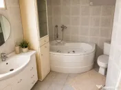 Baia Mare I Casa solida pentru doua familii cu teren genero 