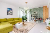 Casă / Vilă cu 4 camere de vânzare Tunari 