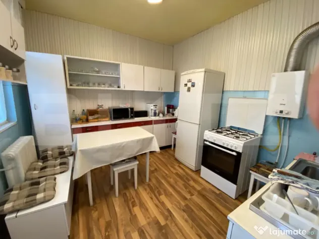 Casa individuala 7 camere 220mp utili teren 1.126mpTimmisoar