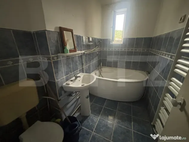 Apartament de 2 camere, intr o zona linistita