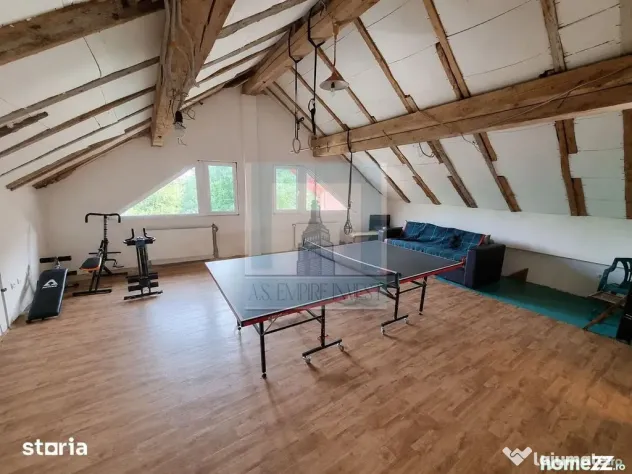 Casă spațioasă | 223 mp utili | teren 1.000 mp-zona Cr...
