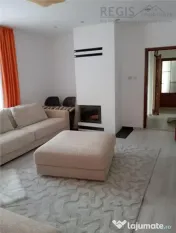Apartament premium 3 camere cu teras#259; #537;i curte propr