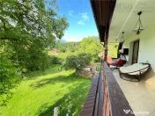 Apartament premium 3 camere cu teras#259; #537;i curte propr
