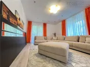 Apartament premium 3 camere cu teras#259; #537;i curte propr
