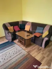 CASA DE VANZARE DE VANZARE SITUATA INTR-O ZONA FARA PREA MA 