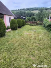 CASA DE VANZARE DE VANZARE SITUATA INTR-O ZONA FARA PREA MA 
