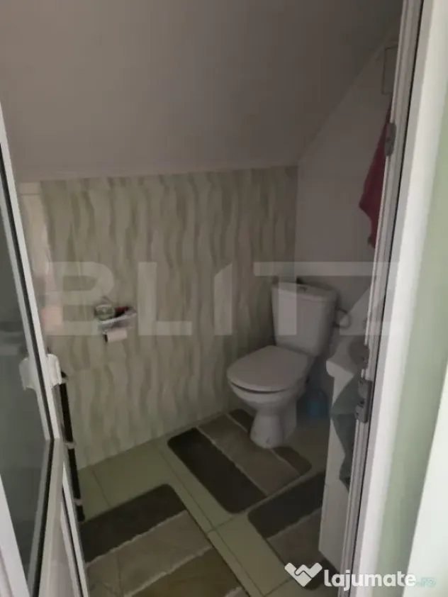 CASA DE VANZARE DE VANZARE SITUATA INTR-O ZONA FARA PREA MA