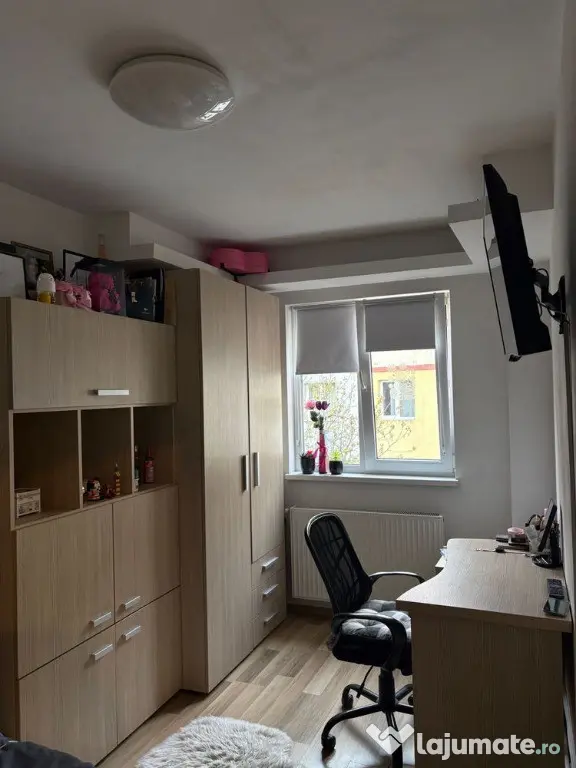 Apartament de 2 camere zona Astra,str Cocorului,