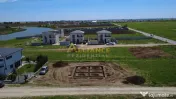 Vila individuala cu vedere la lac ~ 5 camere 3 bai ~ teren 4 
