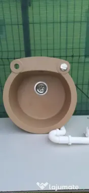 Chiuveta bucatarie din compozit + chitul de scurgere 